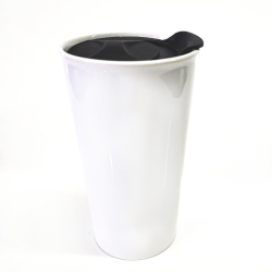 Порцеляновий стакан з пластиковою кришкою 450 мл