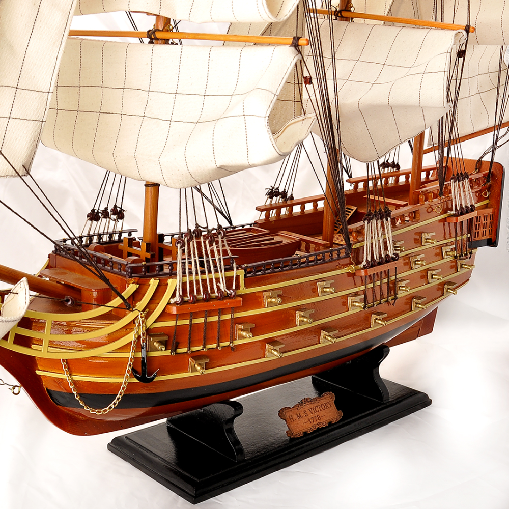 Деревянный корабль Парусник 75 см H.M.S VICTORY 1778