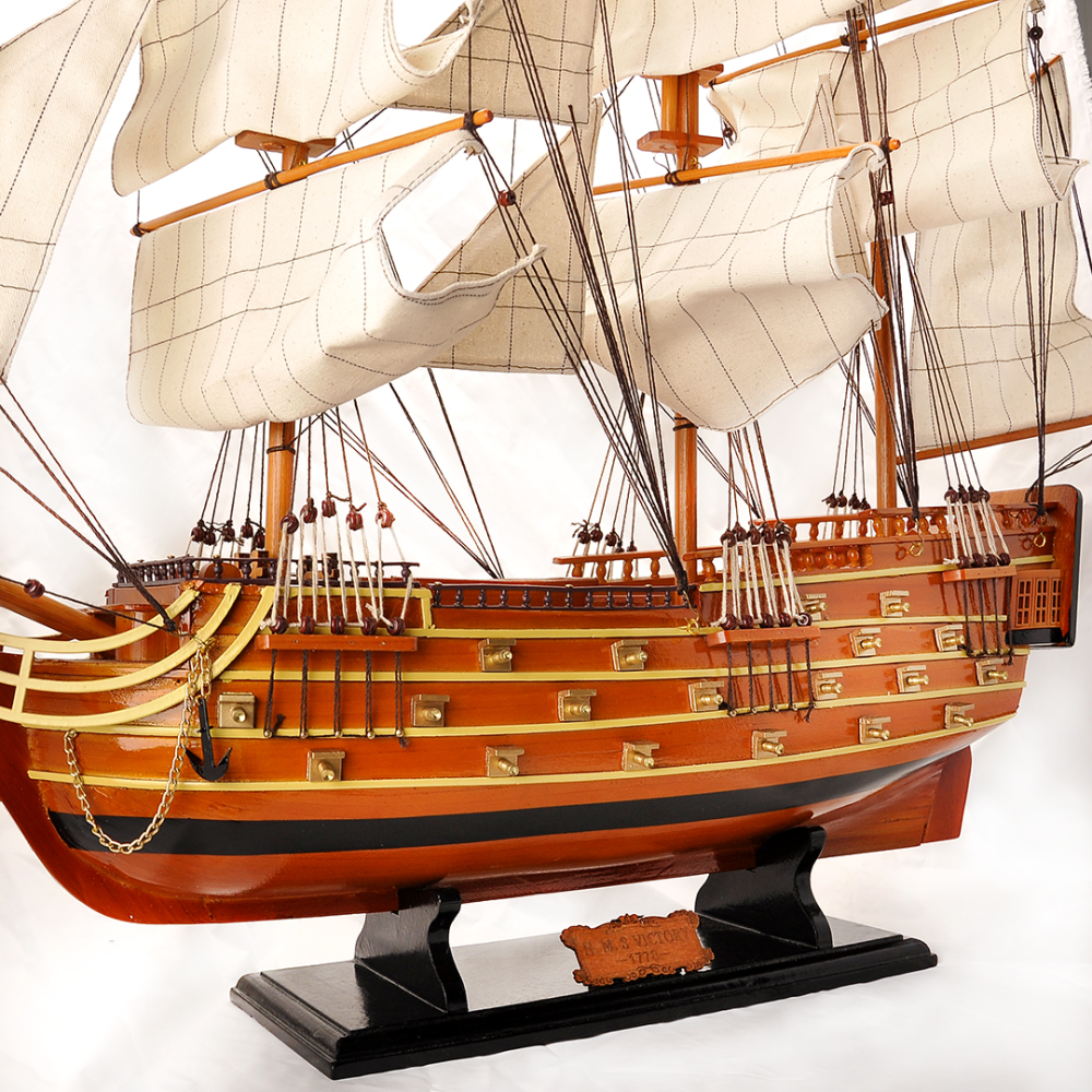 Деревянный корабль Парусник 75 см H.M.S VICTORY 1778