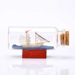 Кораблик в бутылке 40х75 мм №1