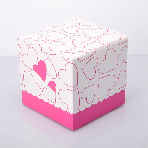Подарочная коробка "сердце розовая"